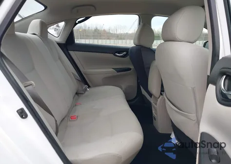 2017 Nissan Sentra S z USA, uszkodzony, nr VIN 3N1AB7AP1HY318930